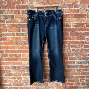 womens plus size wallflower jeans